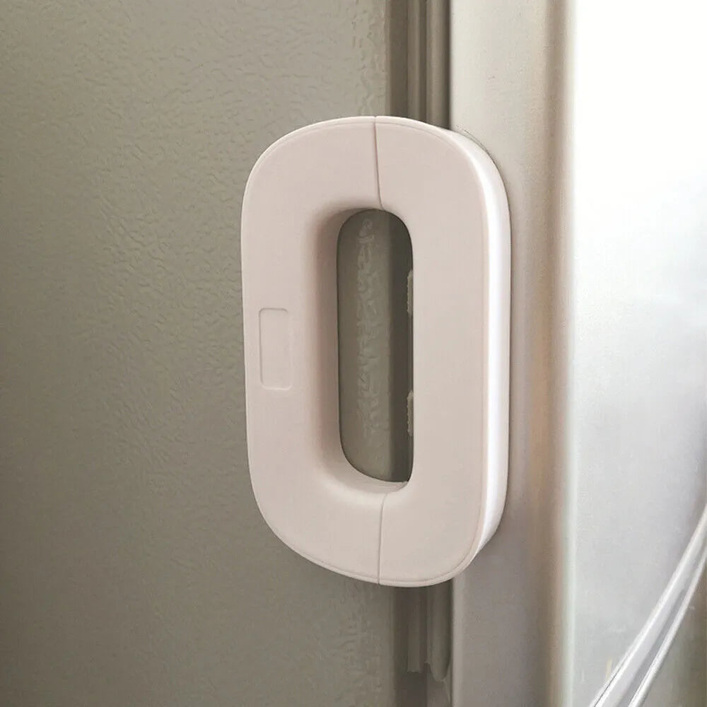 Anti-Pinch Refrigerator Lock